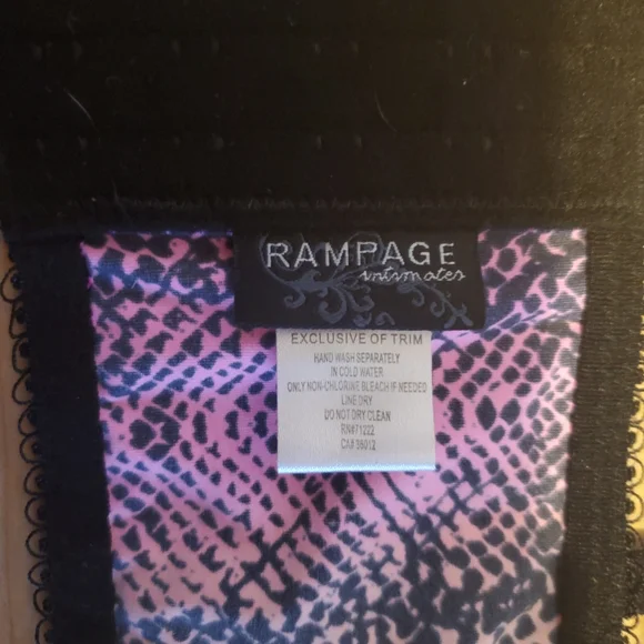 💋3/$20 Rainbow Animal Print Bra, 34B - Picture 4 of 5